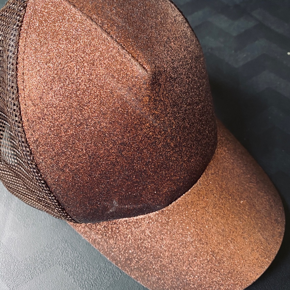 New ponies tail baseball hat